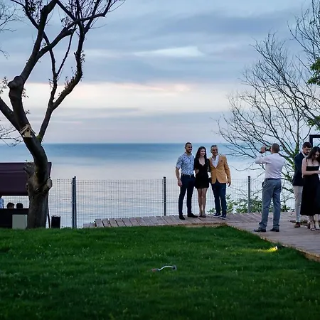 хотел панорама Отель 2*