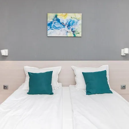 хотел панорама Hotel 2*