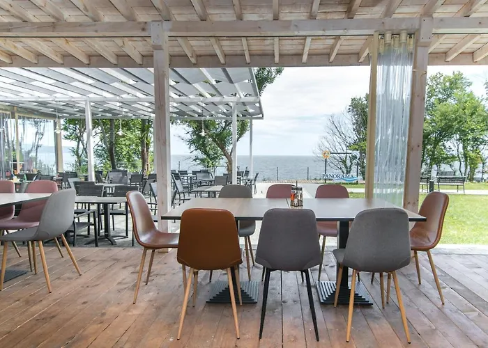 хотел панорама 2* Китен