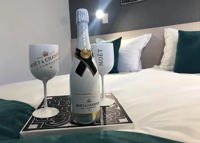 Отель хотел панорама 2*